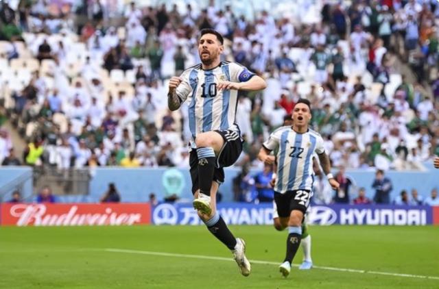 必发体育-【观点】大冷门的背后：傲慢的阿根廷人和懦弱的梅西