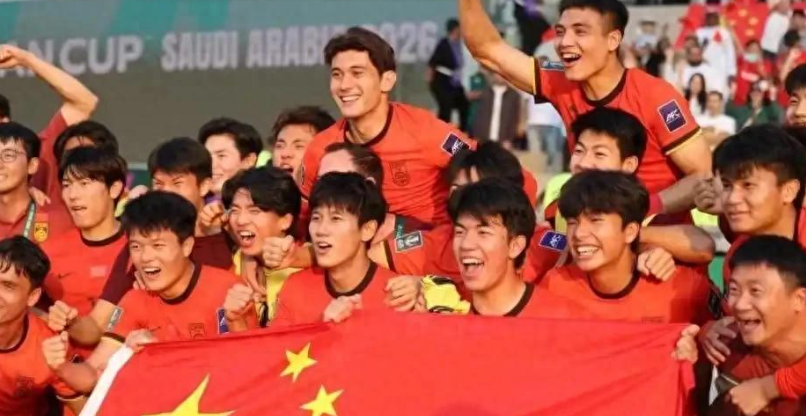 不会解散，U23亚洲杯后还有一项大赛，足协要准备给安东尼奥续约